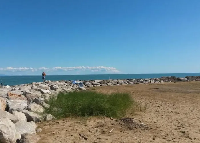 Enjoy Staying In Our Flat Апартаменти *